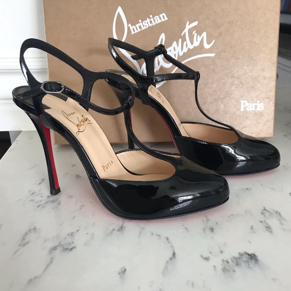 womens black louboutin heels